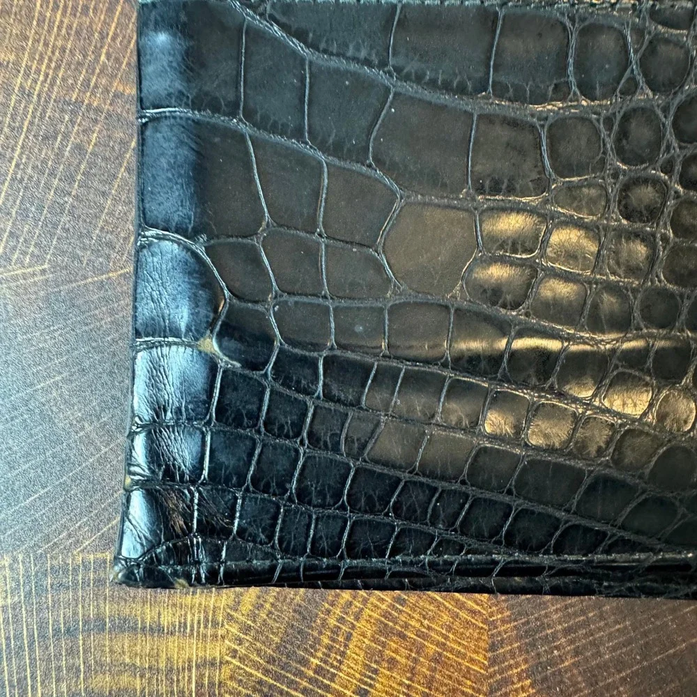 Coach Vintage Black Crocodile Embossed Leather Bifold Wallet Mens 6 Card Slots